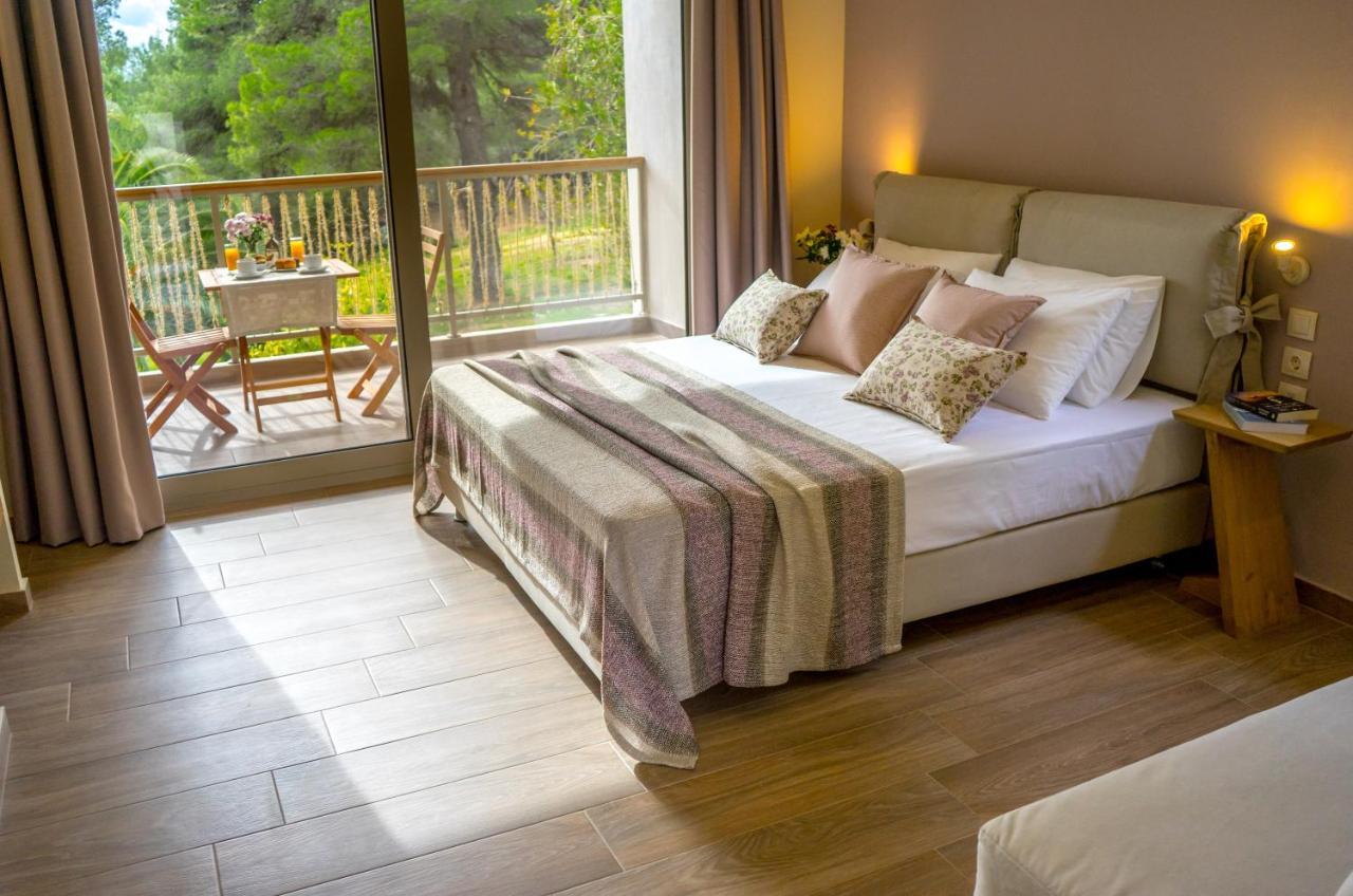 Forest Resort Suites Skiathos ترولو المظهر الخارجي الصورة
