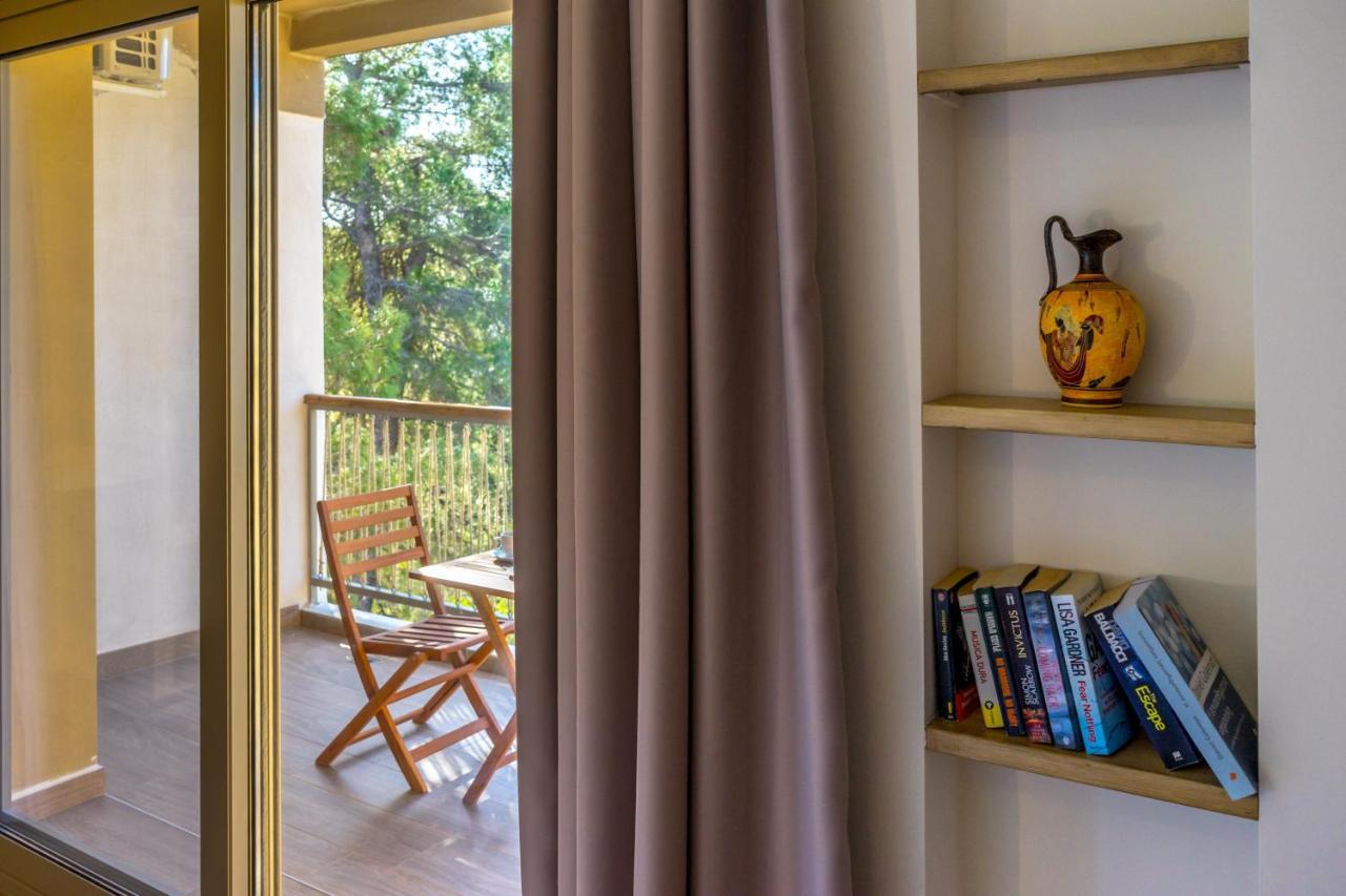 Forest Resort Suites Skiathos ترولو المظهر الخارجي الصورة