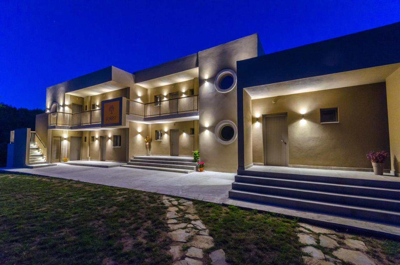 Forest Resort Suites Skiathos ترولو المظهر الخارجي الصورة