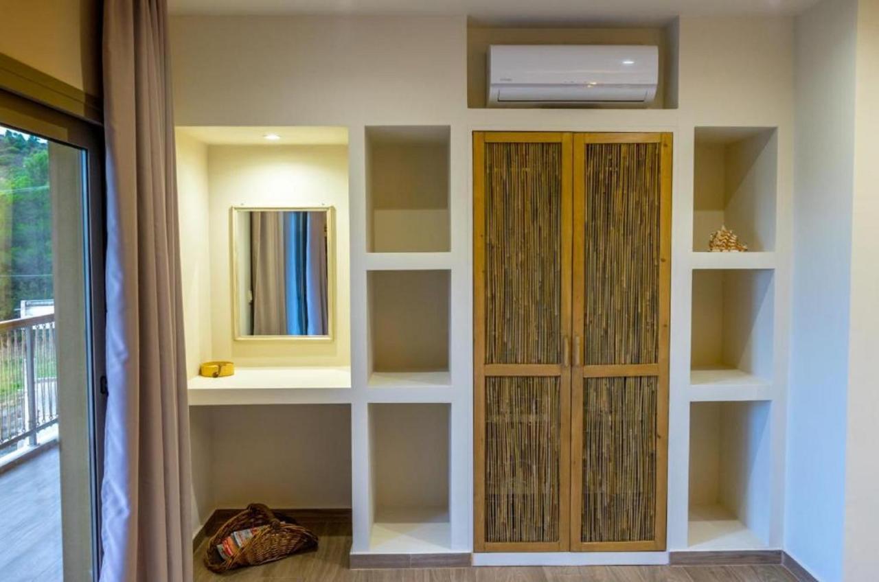 Forest Resort Suites Skiathos ترولو المظهر الخارجي الصورة