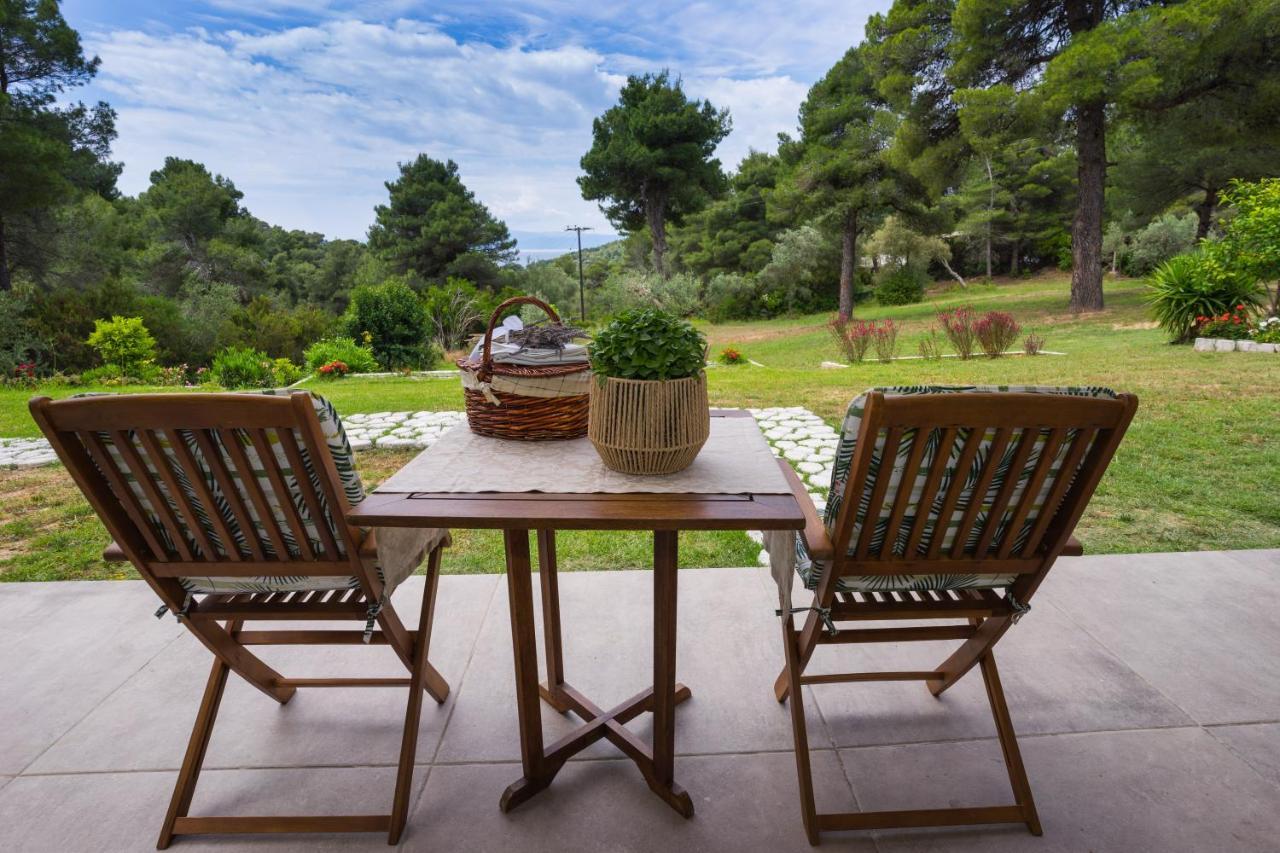 Forest Resort Suites Skiathos ترولو المظهر الخارجي الصورة