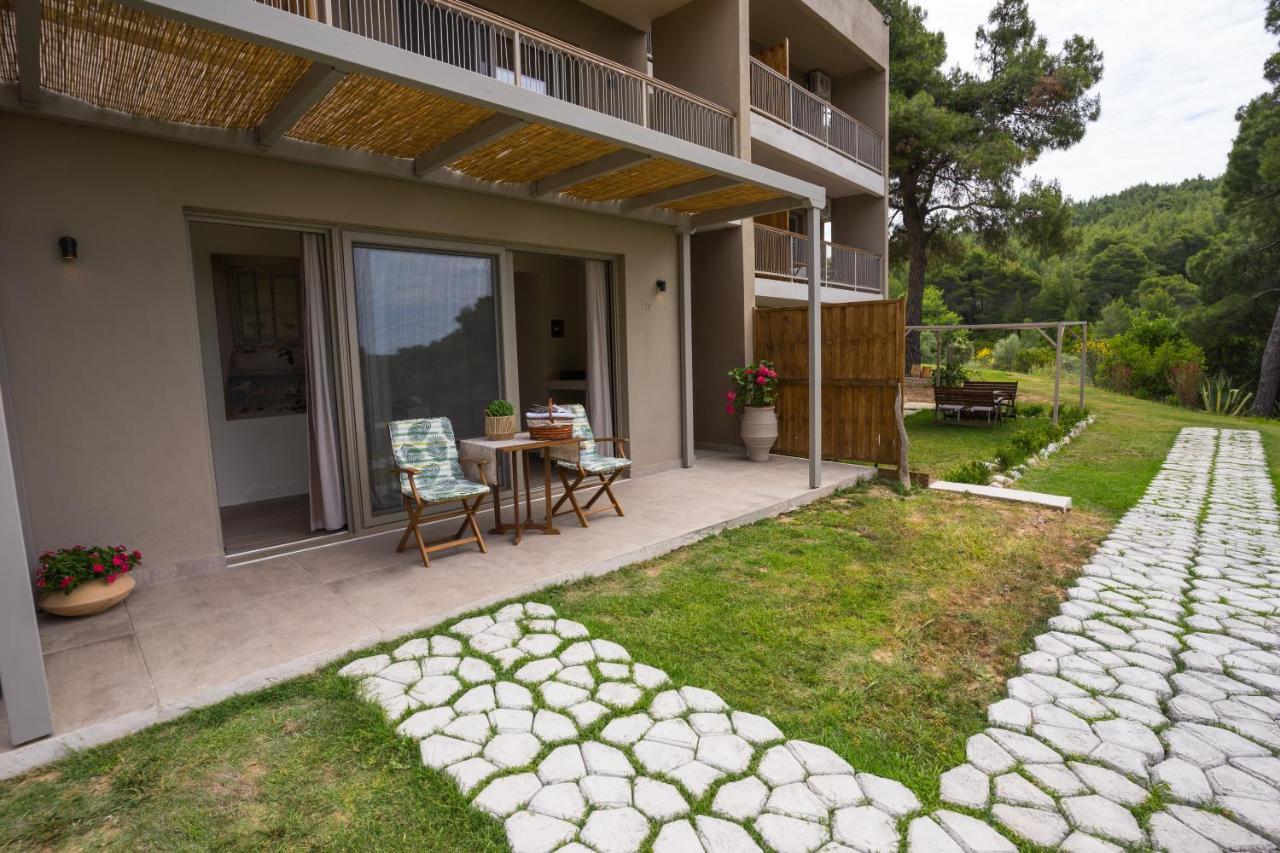 Forest Resort Suites Skiathos ترولو المظهر الخارجي الصورة