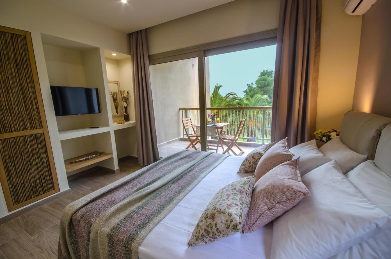 Forest Resort Suites Skiathos ترولو المظهر الخارجي الصورة
